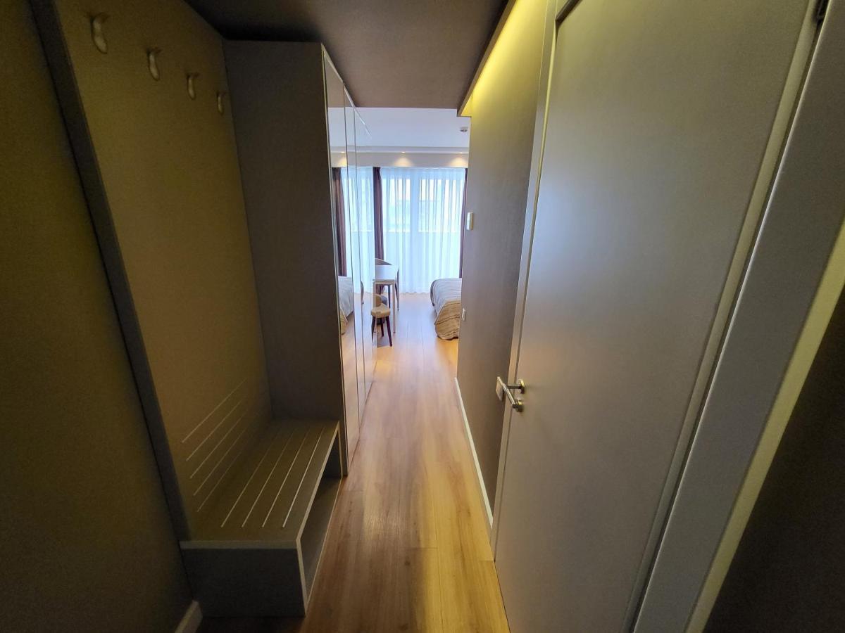 Black Sea Apartments Alliance Palace Batumi Bagian luar foto